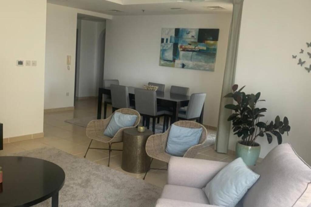 Beautiful Apartment With Amazing Sea Views Dubai Bagian luar foto