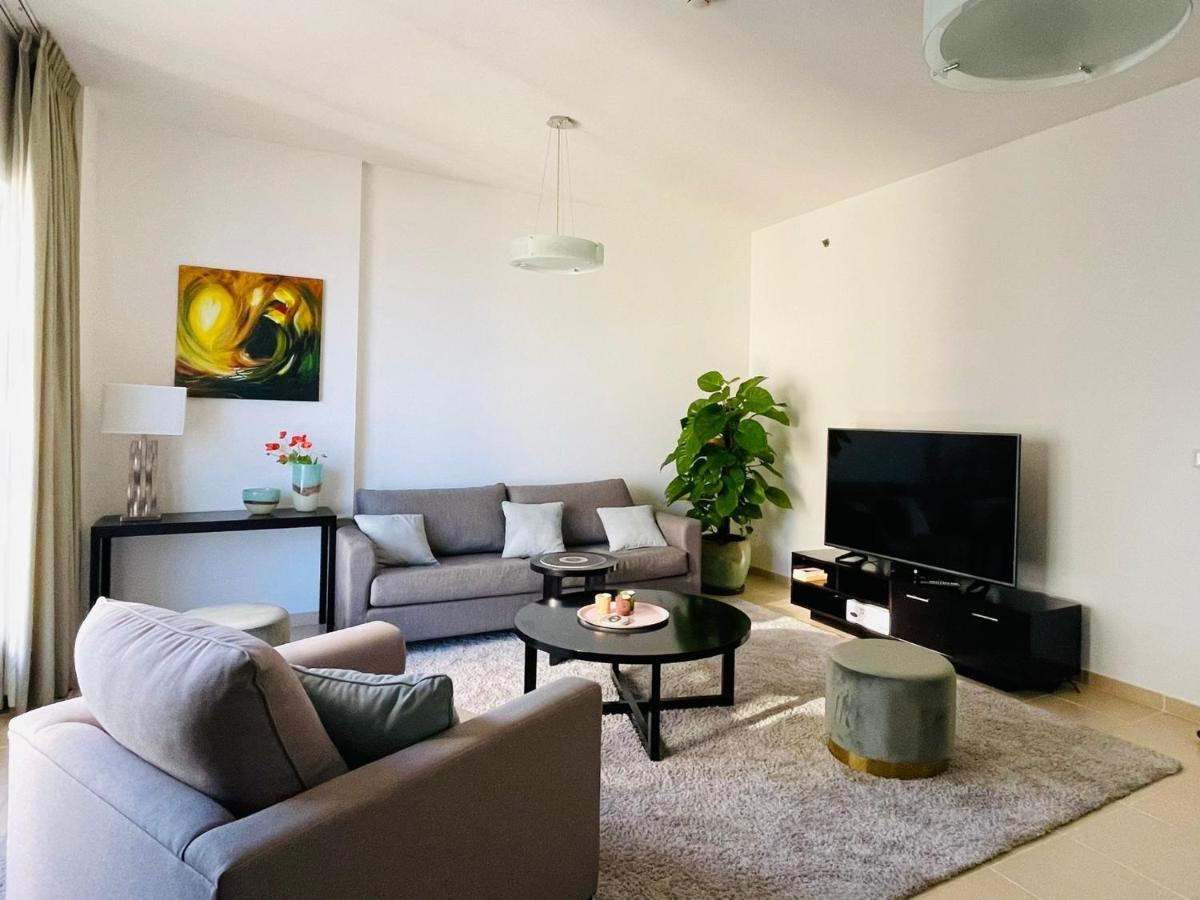 Beautiful Apartment With Amazing Sea Views Dubai Bagian luar foto